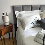 Urbino Uno Apt Venezia