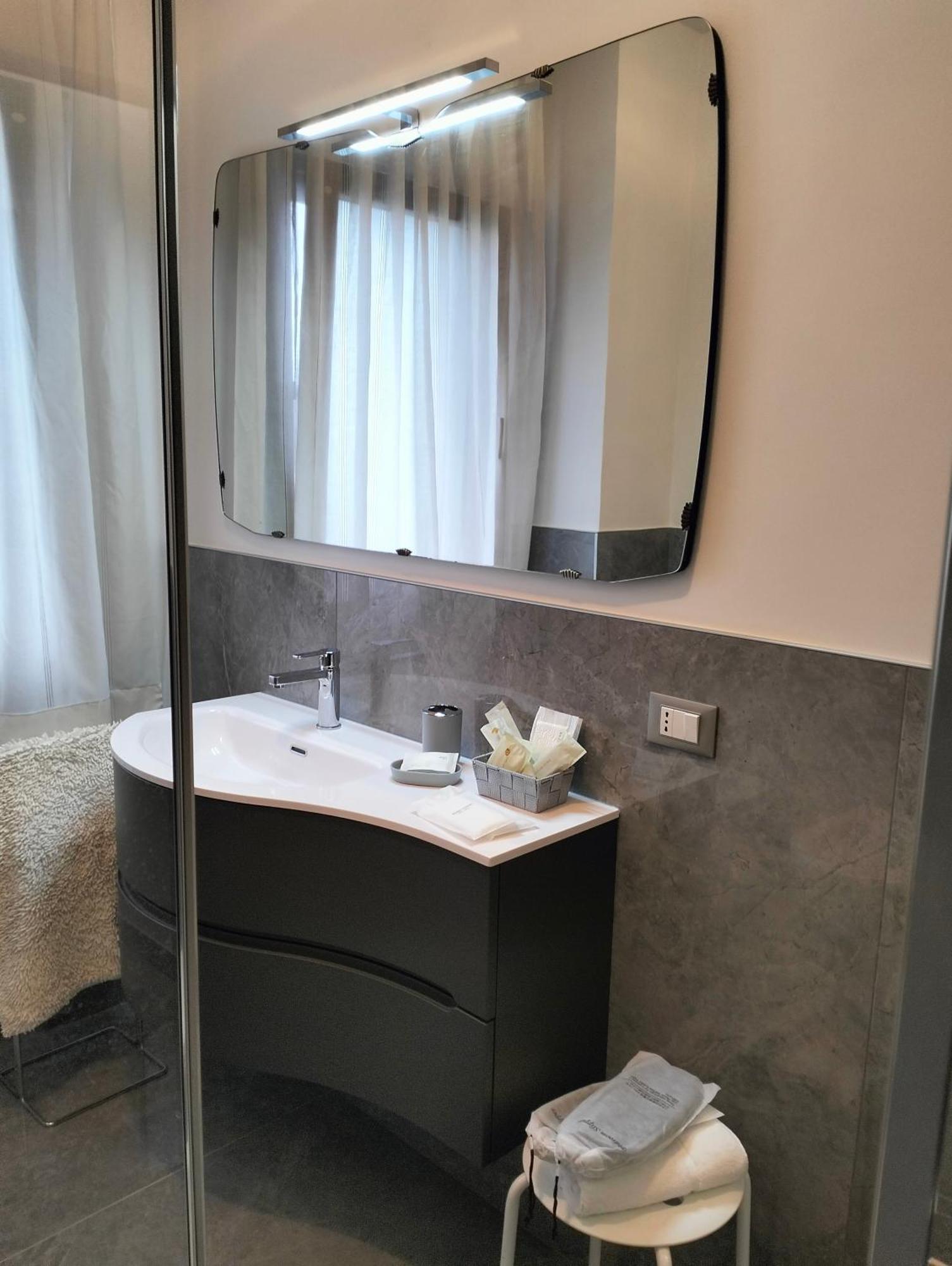 Apartment Urbino Uno Venezia *